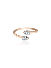 Load image into Gallery viewer, Pear Diamond Twist Ring